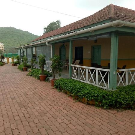 Golden Swan Beach Resort Murūd Exteriör bild